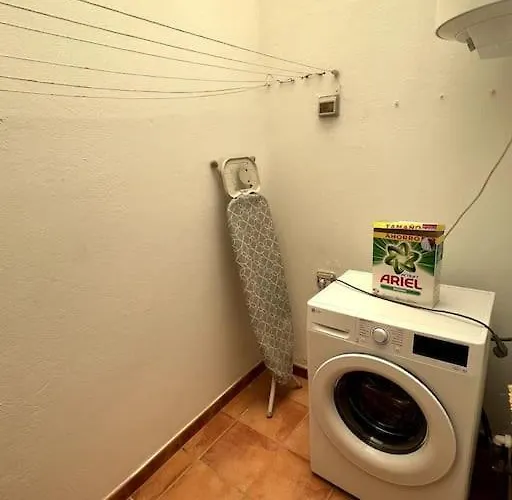 The Sallies - 3 Bedroom With Private Pool בית נופש *