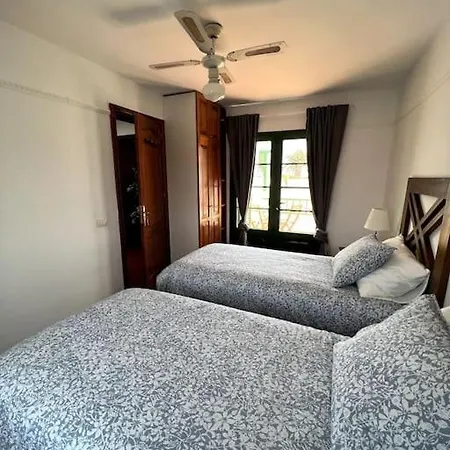 The Sallies - 3 Bedroom With Private Pool Ferienhaus