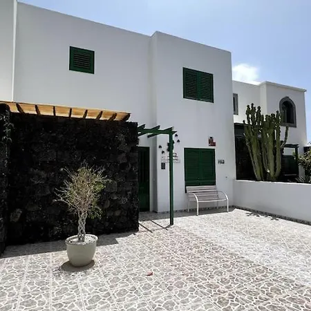 The Sallies - 3 Bedroom With Private Pool