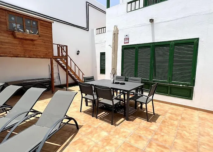 The Sallies - 3 Bedroom With Private Pool * 티아즈